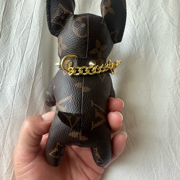 Pleather puppy keychain - Picture 5 of 10